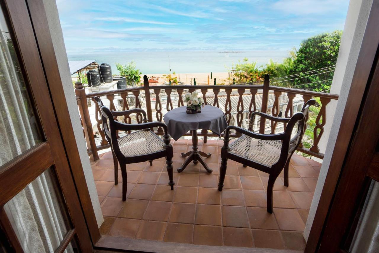 Hotel Neptune Bay Unawatuna Beach Kültér fotó