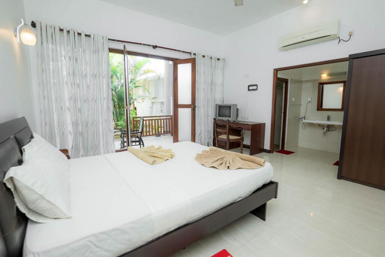 Hotel Neptune Bay Unawatuna Beach Kültér fotó