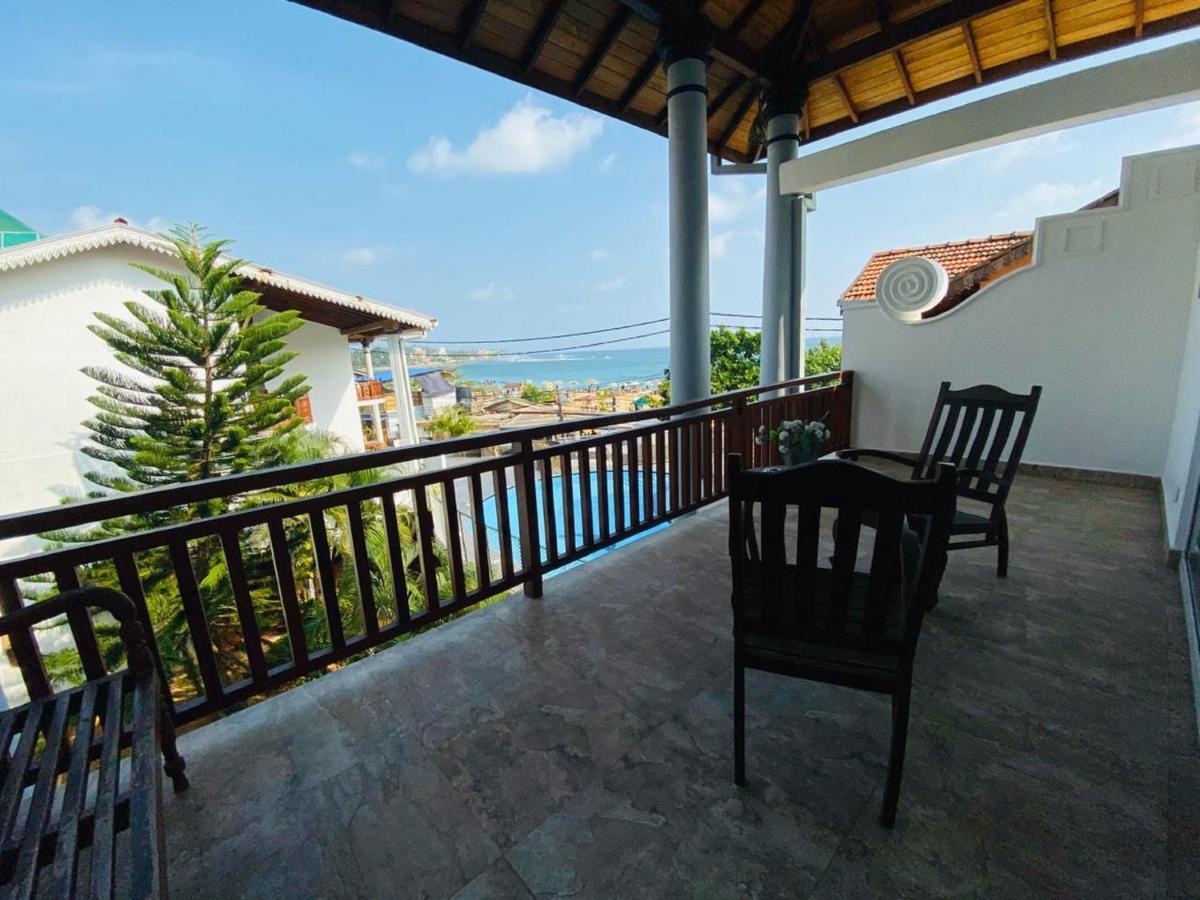 Hotel Neptune Bay Unawatuna Beach Kültér fotó